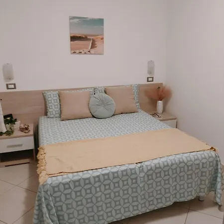 Recently Refurbished Two Bedroom Flat In Apartment Bibione